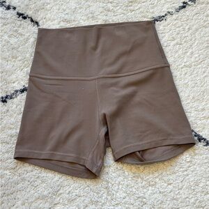 lululemon Align Shorts - Toupe